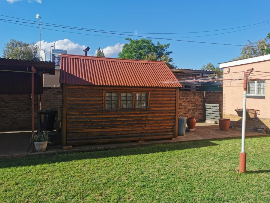 2 Bedroom Property for Sale in Bloemhof North West
